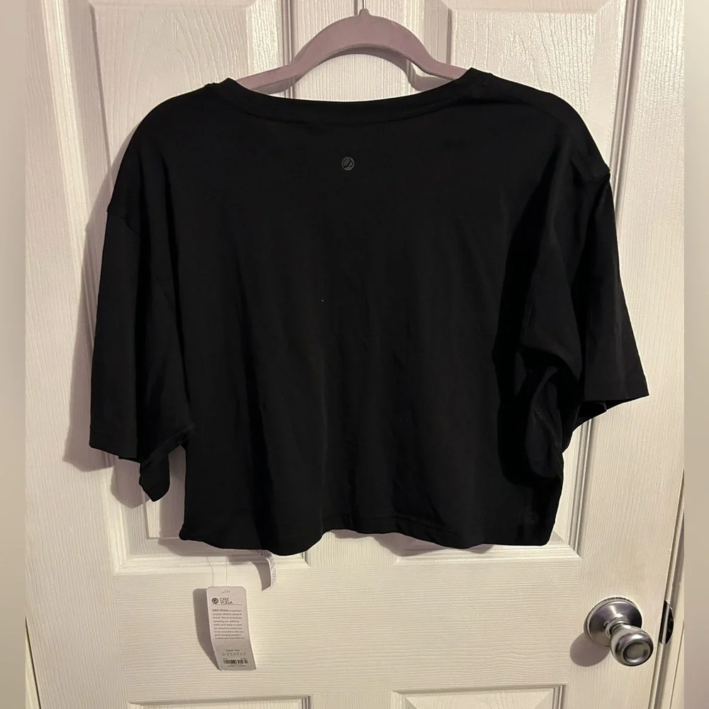 NWT - CRZ Yoga Black Pima Cotton Cropped Tee - Picture 3 of 7